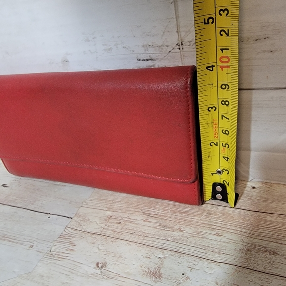 Celine vintage red foldover wallet - Picture 2 of 13